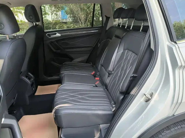 Volkswagen Tiguan L — Фото автомобиля 16