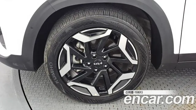 Kia Seltos Новый Seltos Бензин 1.6 Turbo 4WD — Фото автомобиля 5