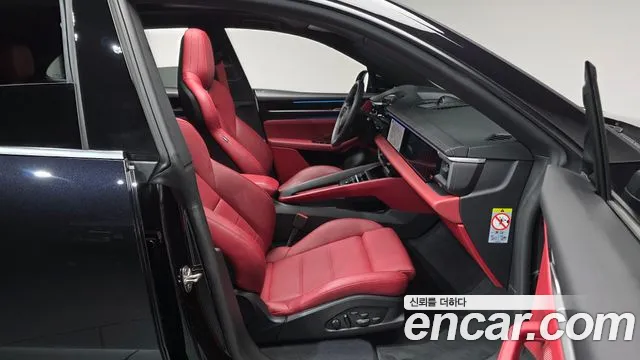Porsche Macan — Фото автомобиля 17