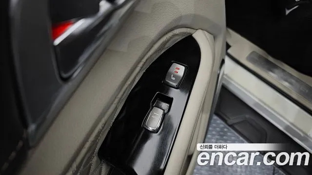 KG_Mobility_Ssangyong Rexton All Rexton Дизель 2.2 4WD — Фото автомобиля 18