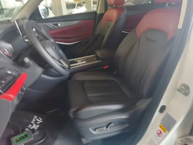 Changan CS75 — Фото автомобиля 14