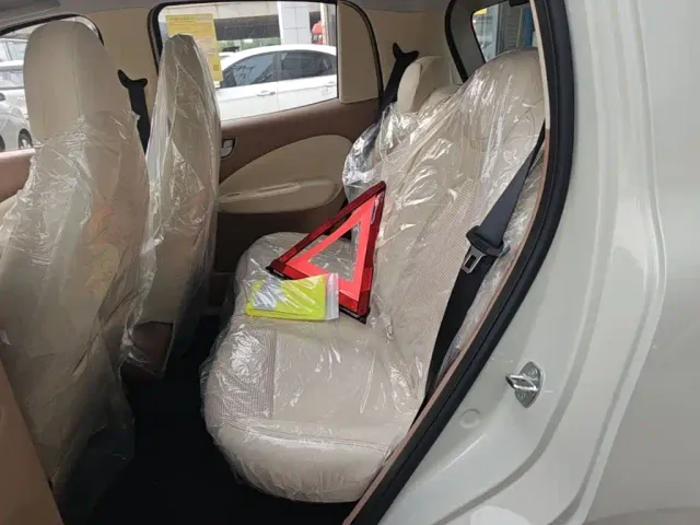 Wuling Hongguang Mini EV — Фото автомобиля 16