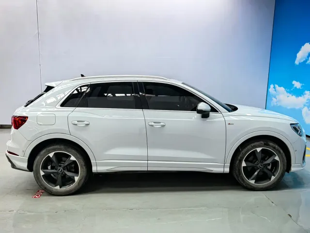 Audi Q3 — Фото автомобиля 7