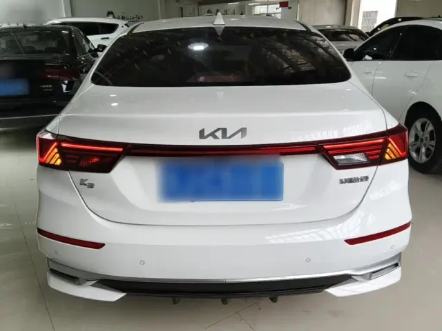 Kia K3 — Фото автомобиля 5