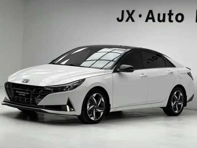 Фотография автомобиля — Hyundai Elantra