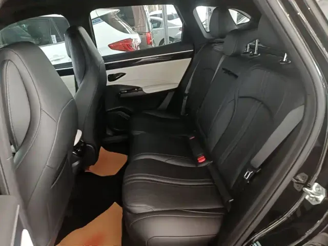 Geely Galaxy L7 — Фото автомобиля 16