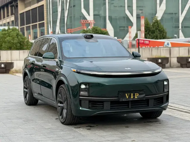 Li Auto Li Xiang L9 2022 Max — Фото автомобиля 3