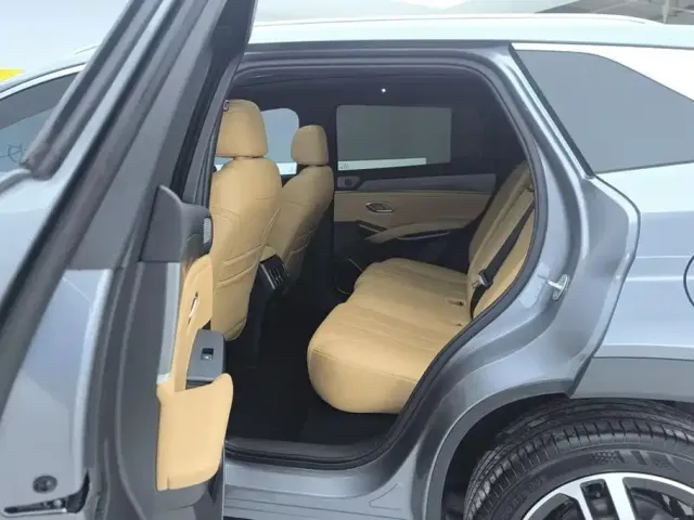 BYD Song L DM-i — Фото автомобиля 11