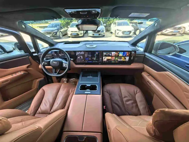 Buick Zhijing Shijia — Фото автомобиля 5