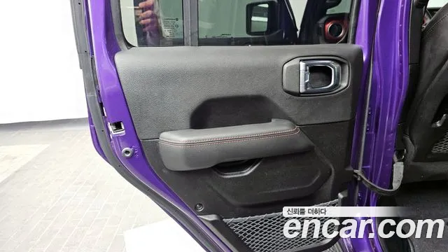 Jeep Wrangler Wrangler (JL) 2.0 Rubicon 4 двери Limited Edition Rain — Фото автомобиля 25