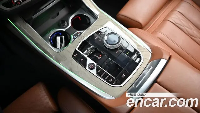 BMW X7 — Фото автомобиля 20