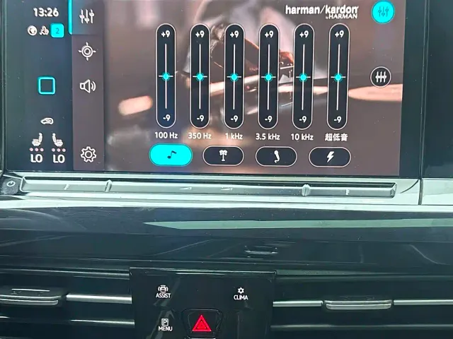 Volkswagen Golf — Фото автомобиля 14