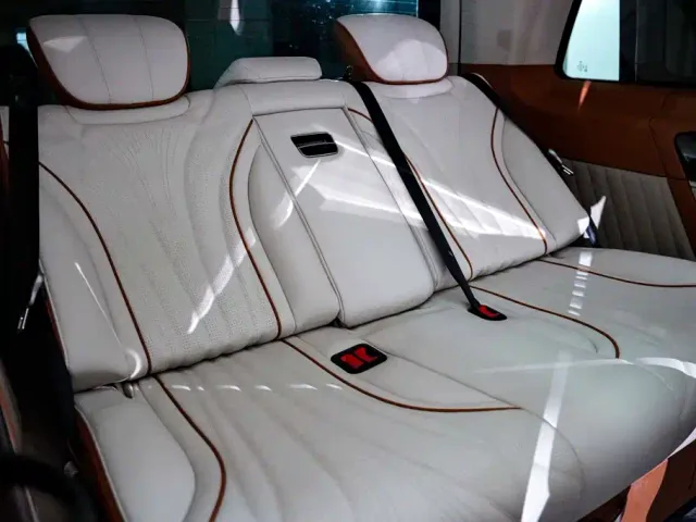 Mercedes-Benz V-Class — Фото автомобиля 26