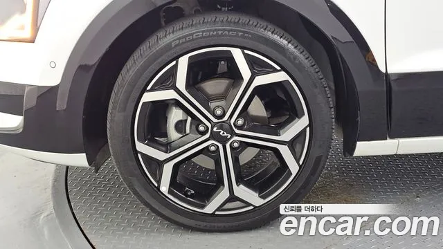 Kia Niro The All New Niro Signature — Фото автомобиля 5