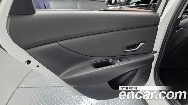 Hyundai AVANTE Avante (CN7) — Фото автомобиля 25