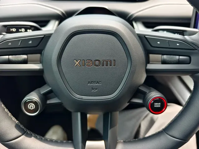 Xiaomi SU7 — Фото автомобиля 13