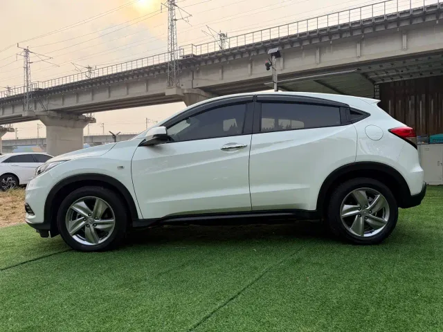 Honda Vezel — Фото автомобиля 7