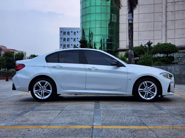 BMW 1 Series — Фото автомобиля 4