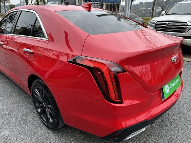 Cadillac CT4 — Фото автомобиля 10