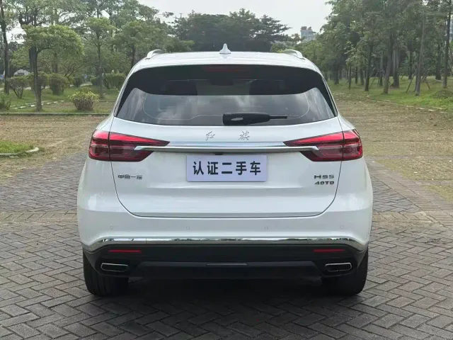 Hongqi HS5 — Фото автомобиля 14
