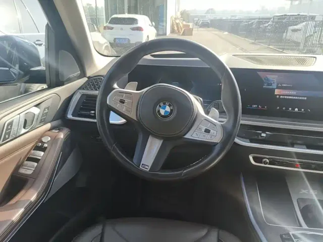 BMW X5 — Фото автомобиля 10