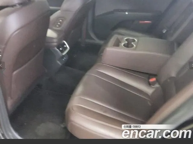 Hyundai Grandeur GN7 — Фото автомобиля 10