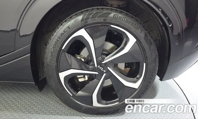 Kia EV6 — Фото автомобиля 6