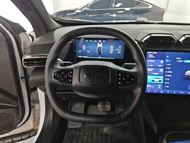 Dongfeng Fengshen L7 — Фото автомобиля 10