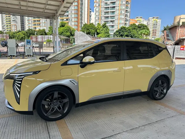 GAC Aion Y — Фото автомобиля 10
