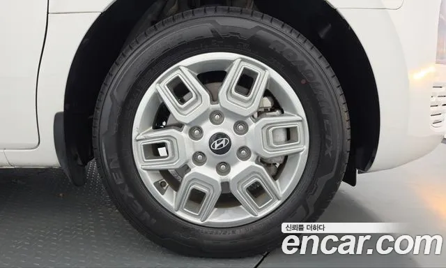 Hyundai Staria — Фото автомобиля 6