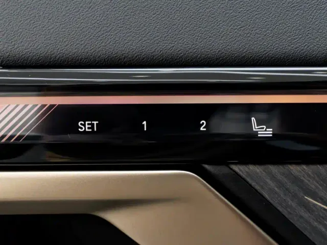 BMW 5 Series — Фото автомобиля 22