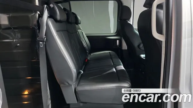 Hyundai Staria — Фото автомобиля 25