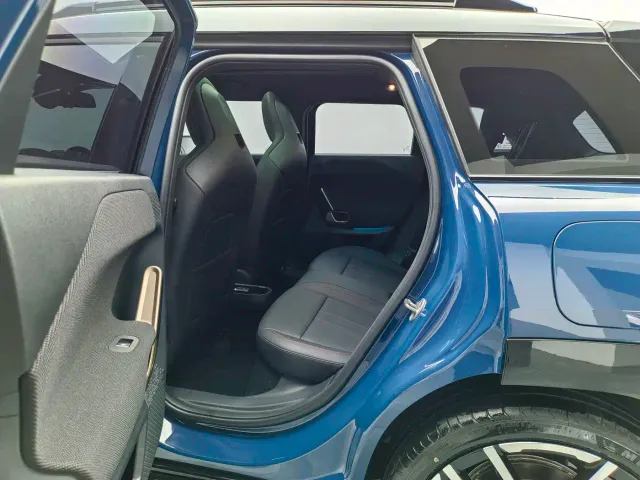 MINI Electric ACEMAN — Фото автомобиля 21