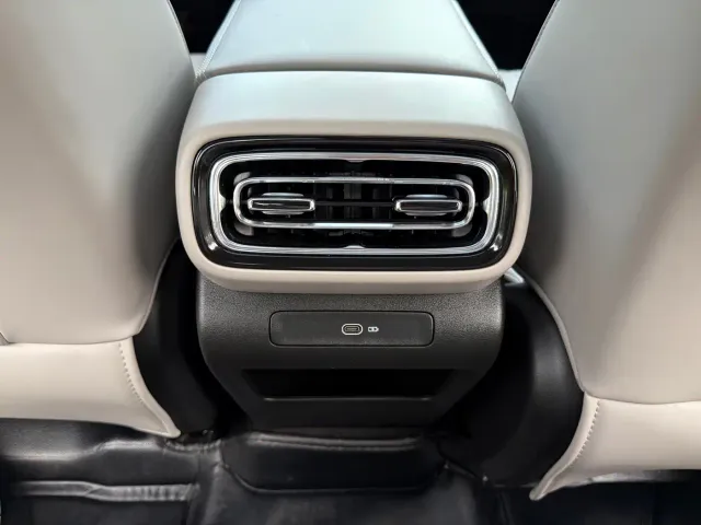Geely Galaxy Stellar 6 — Фото автомобиля 19