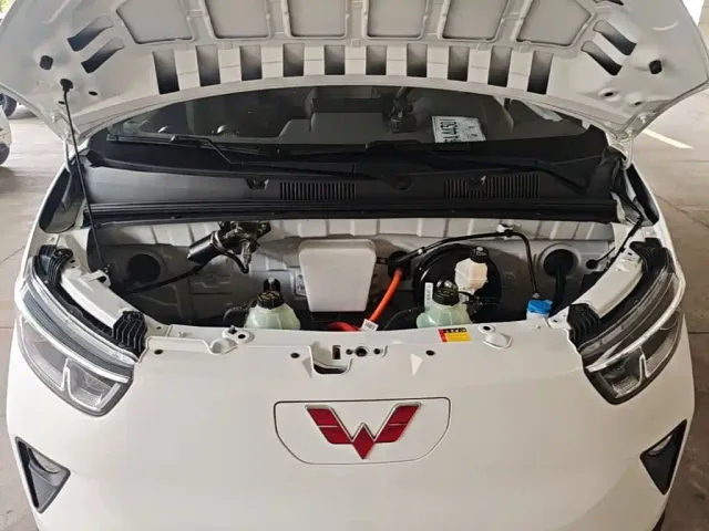 Wuling Yangguang — Фото автомобиля 19