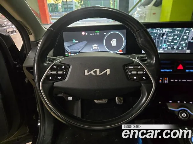 Kia EV6 — Фото автомобиля 8