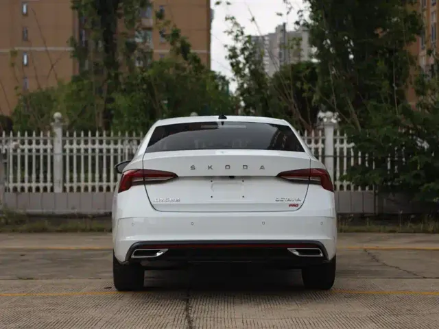 Skoda Octavia — Фото автомобиля 6