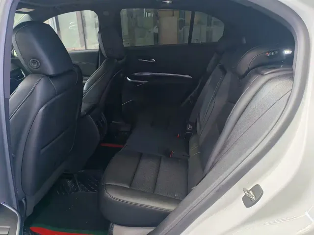 Cadillac XT4 — Фото автомобиля 9