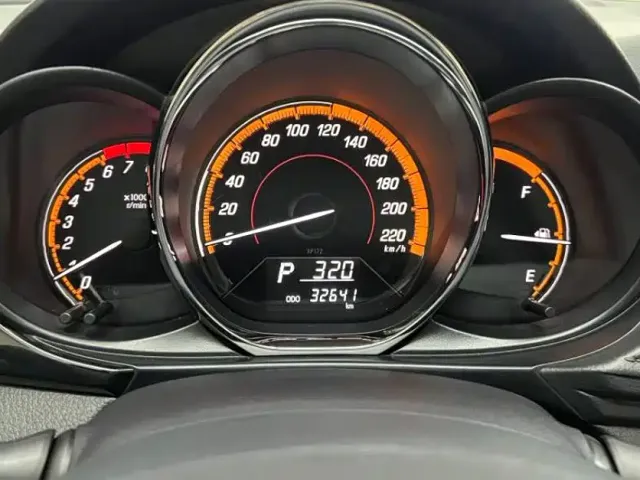 Toyota YARiS L Zhi Xuan — Фото автомобиля 12