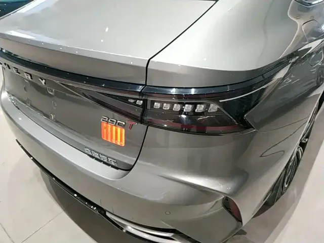 Chery Arrizo 8 — Фото автомобиля 7