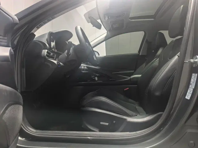 Hyundai Elantra — Фото автомобиля 7
