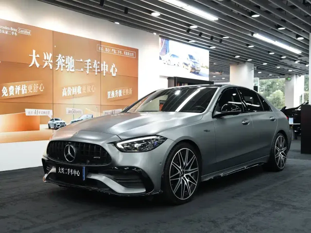 Фотография автомобиля — Mercedes-Benz C-Class AMG