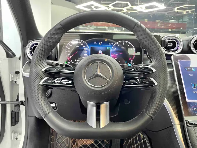 Mercedes-Benz C-Class — Фото автомобиля 9