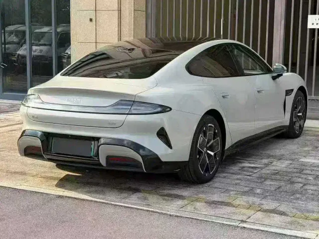 Xiaomi SU7 — Фото автомобиля 7