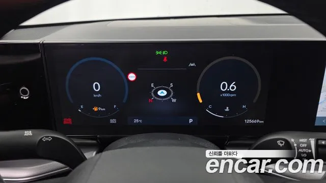 Hyundai Grandeur Grandeur (GN7) 2.5 Бензин 2WD — Фото автомобиля 7