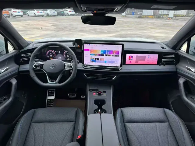 Volkswagen Tiguan L — Фото автомобиля 5