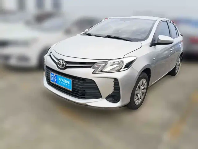Фотография автомобиля — Toyota Vios