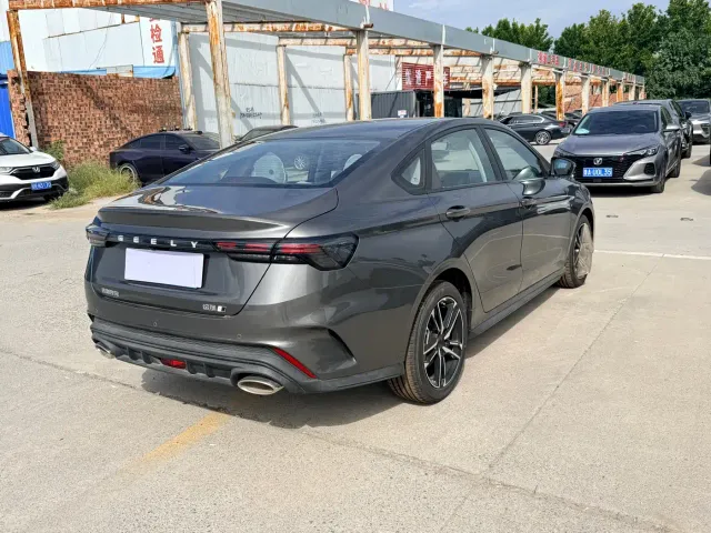 Geely Binrui — Фото автомобиля 10