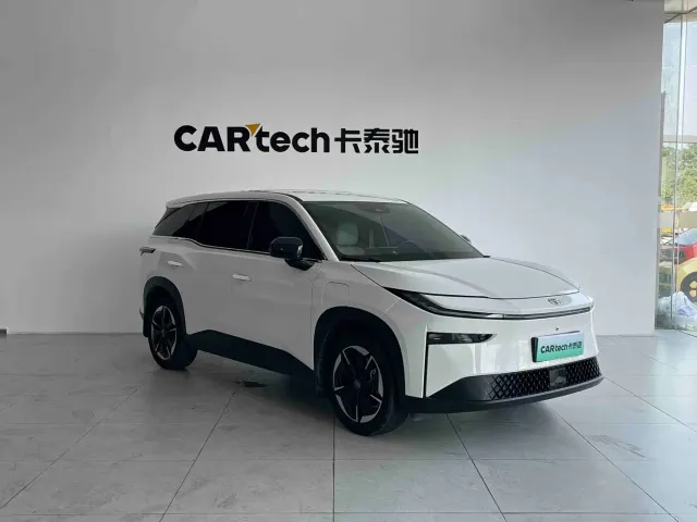 Toyota BoZhi 3X — Фото автомобиля 3