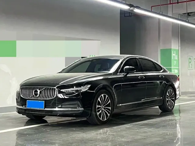Фотография автомобиля — Volvo S90
